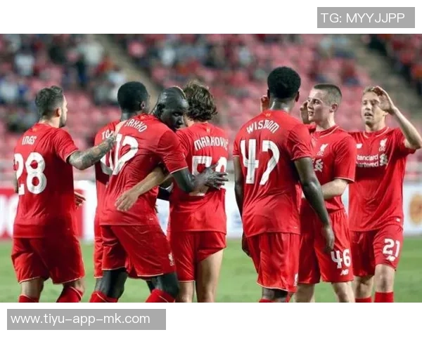 前马赛后卫回忆欧冠决赛铲伤范巴斯滕遗憾称本应避免此事